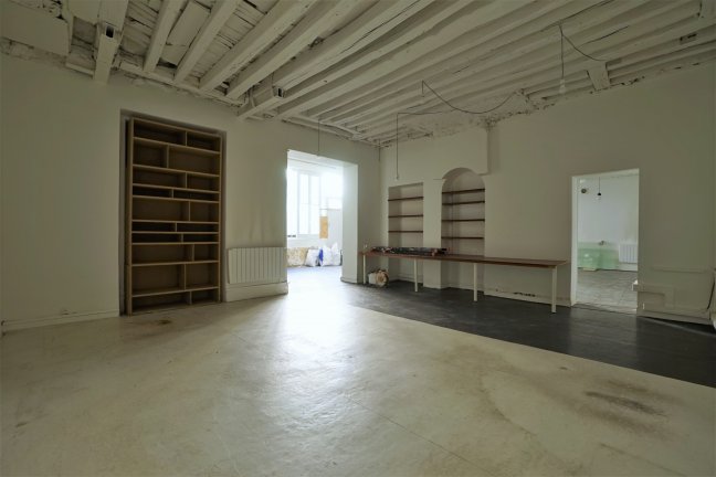 Vente Local commercial  4 pices - 167.5m 75009 Paris